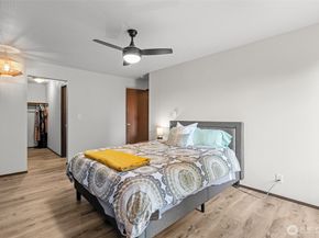 8516 196th Street SW 311, Edmonds WA 98026