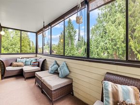 8516 196th Street SW 311, Edmonds WA 98026