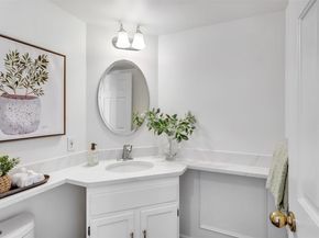 1734 Ilwaco Avenue NE, Renton WA 98059