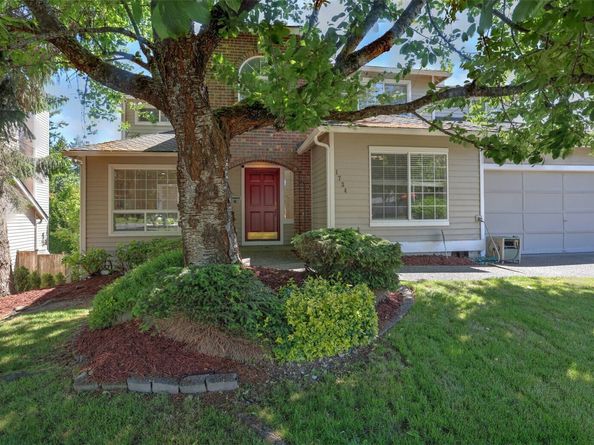 1734 Ilwaco Avenue NE, Renton WA 98059
