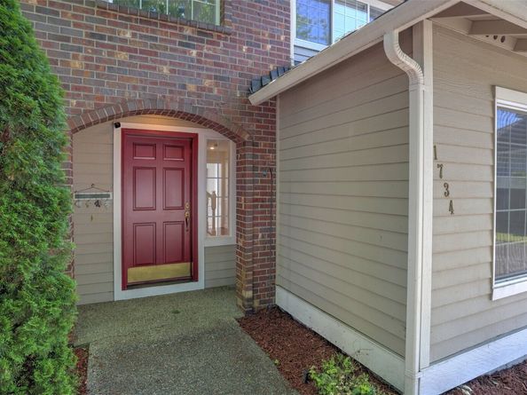 1734 Ilwaco Avenue NE, Renton WA 98059