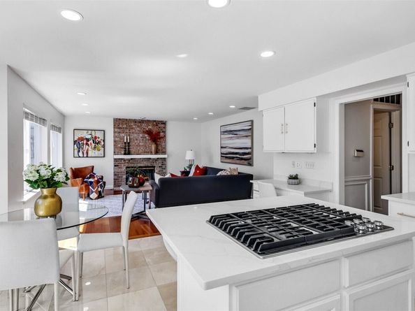 1734 Ilwaco Avenue NE, Renton WA 98059