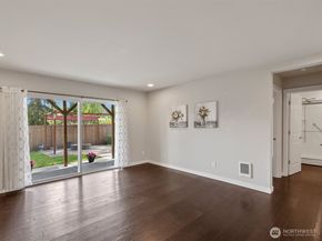 10224 25th Place SE, Lake Stevens WA 98258