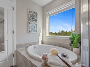 10224 25th Place SE, Lake Stevens WA 98258