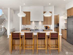 7506 18th Avenue NW, Seattle WA 98117