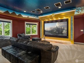 3240 126th Avenue NE, Bellevue WA 98005