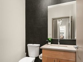 2015 Terry Avenue 416, Seattle WA 98121