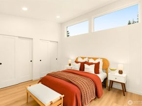 14035 Densmore Avenue N, Seattle WA 98133