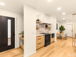 14035 Densmore Avenue N, Seattle WA 98133