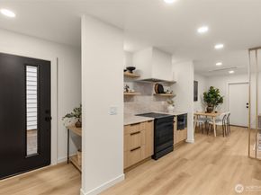 14035 Densmore Avenue N, Seattle WA 98133