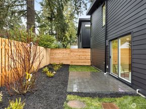 14035 Densmore Avenue N, Seattle WA 98133
