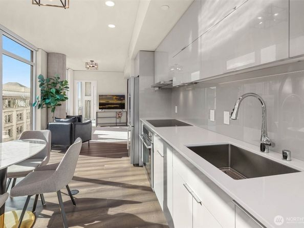 450 S Main St 806, Seattle WA 98104