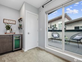 3070 SW Avalon Way A, Seattle WA 98126