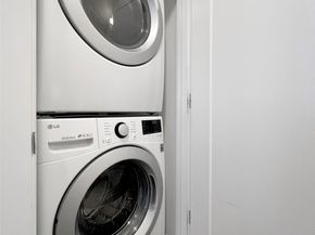 3070 SW Avalon Way A, Seattle WA 98126