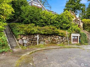 603 38th Avenue, Seattle WA 98122