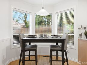 2000 Village Green Drive 16, Mill Creek WA 98012