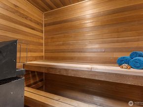 12716 NE 120th Street H7, Kirkland WA 98034