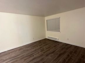 28704 18th Avenue S, Federal Way WA 98003