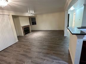 28704 18th Avenue S, Federal Way WA 98003