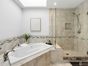 10128 NE 63rd Street, Kirkland WA 98033