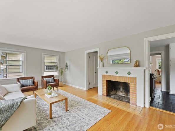 8027 12th Avenue NW, Seattle WA 98117