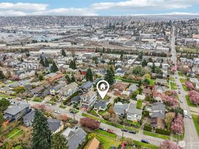 3216 24th Avenue W, Seattle WA 98199