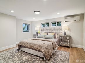 3216 24th Avenue W, Seattle WA 98199