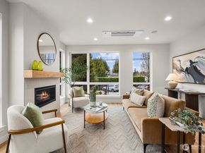 1506 6th Street W, Kirkland WA 98033