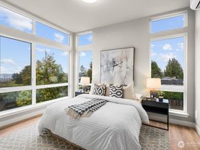 1506 6th Street W, Kirkland WA 98033