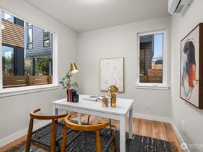 1506 6th Street W, Kirkland WA 98033