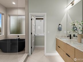 1506 6th Street W, Kirkland WA 98033