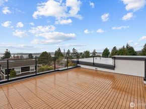 1506 6th Street W, Kirkland WA 98033