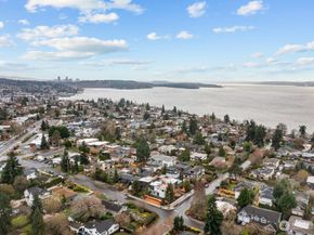 1506 6th Street W, Kirkland WA 98033