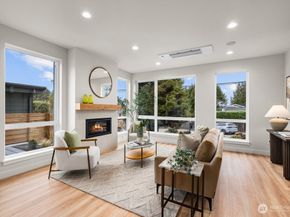 1506 6th Street W, Kirkland WA 98033
