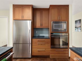 11122 NE 41st Drive 31, Kirkland WA 98033