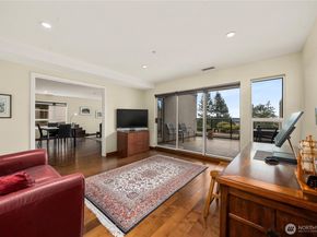 11122 NE 41st Drive 31, Kirkland WA 98033