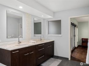 11122 NE 41st Drive 31, Kirkland WA 98033