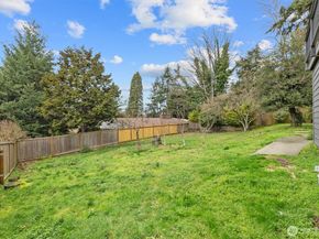 2000 NE 27th Street, Renton WA 98056