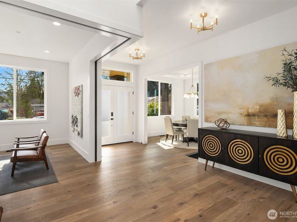 16544 SE 28th Street, Bellevue WA 98008