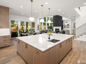 16544 SE 28th Street, Bellevue WA 98008