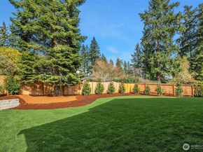 16544 SE 28th Street, Bellevue WA 98008