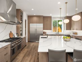 16544 SE 28th Street, Bellevue WA 98008