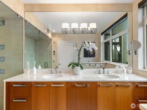 1760 N Northlake Way 521, Seattle WA 98103