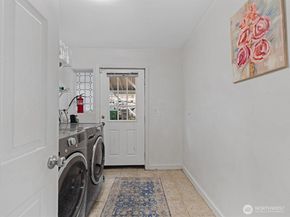 12026 NE 99th Lane, Kirkland WA 98033