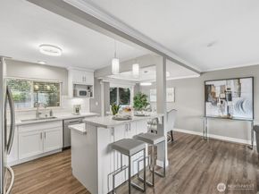 12026 NE 99th Lane, Kirkland WA 98033