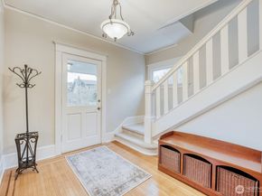 2830 33rd Avenue S, Seattle WA 98144