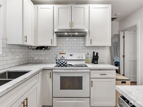 721 N 88th Street, Seattle WA 98103