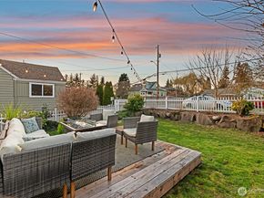 721 N 88th Street, Seattle WA 98103