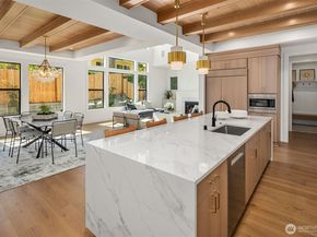 142 160th Avenue SE, Bellevue WA 98008