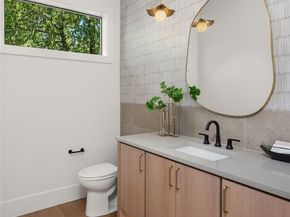 142 160th Avenue SE, Bellevue WA 98008